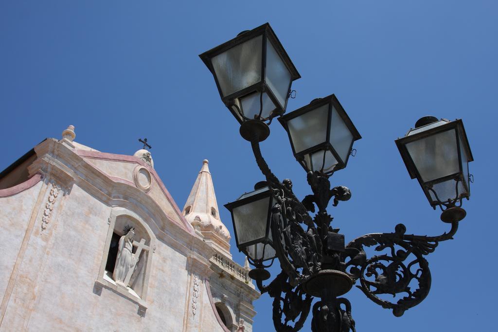 Casa Del Vento Bed and Breakfast Roccalumera Εξωτερικό φωτογραφία