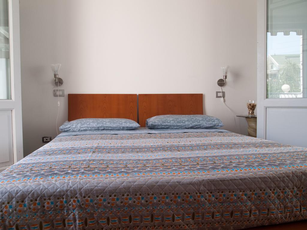 Casa Del Vento Bed and Breakfast Roccalumera Δωμάτιο φωτογραφία