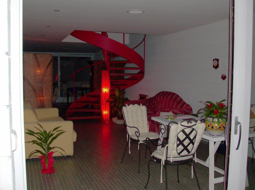 Casa Del Vento Bed and Breakfast Roccalumera Εξωτερικό φωτογραφία