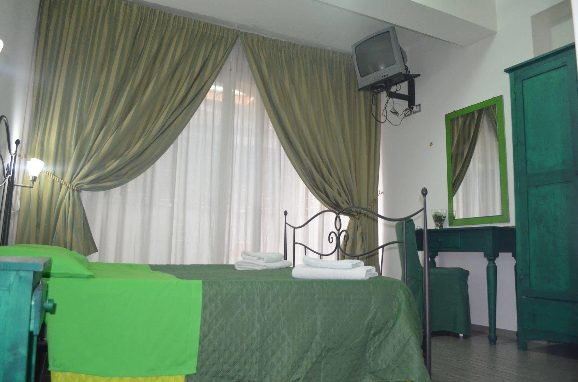 Casa Del Vento Bed and Breakfast Roccalumera Εξωτερικό φωτογραφία